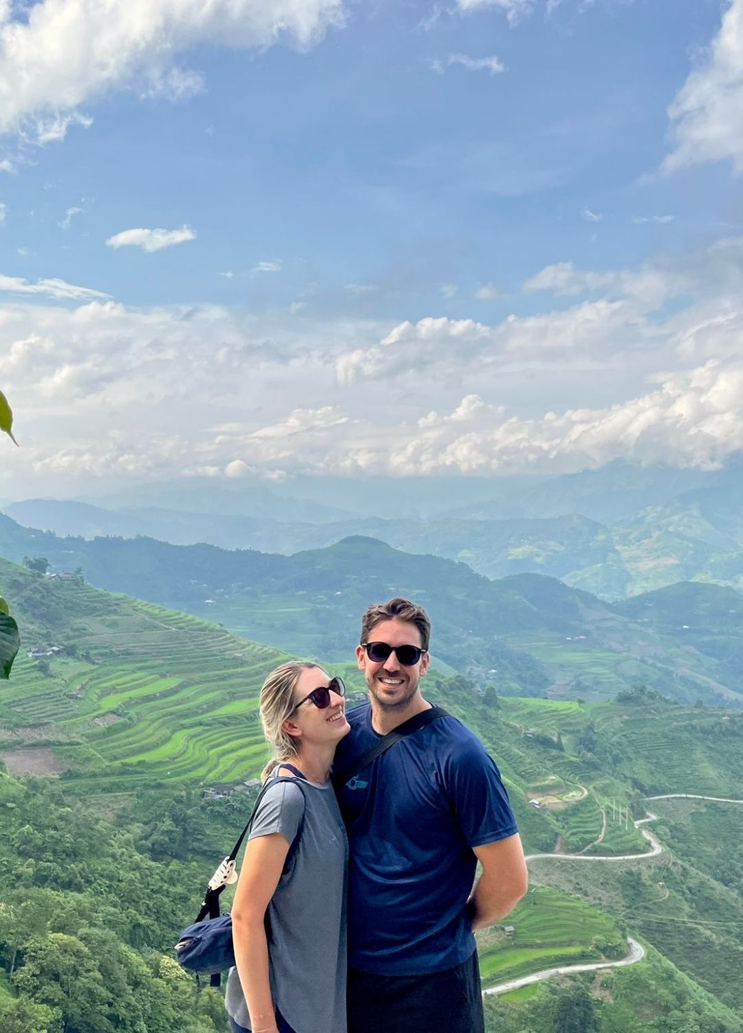 Desde aquel día hemos recorrido destinos, compartido momentos y aprendido a elegirnos cada día…